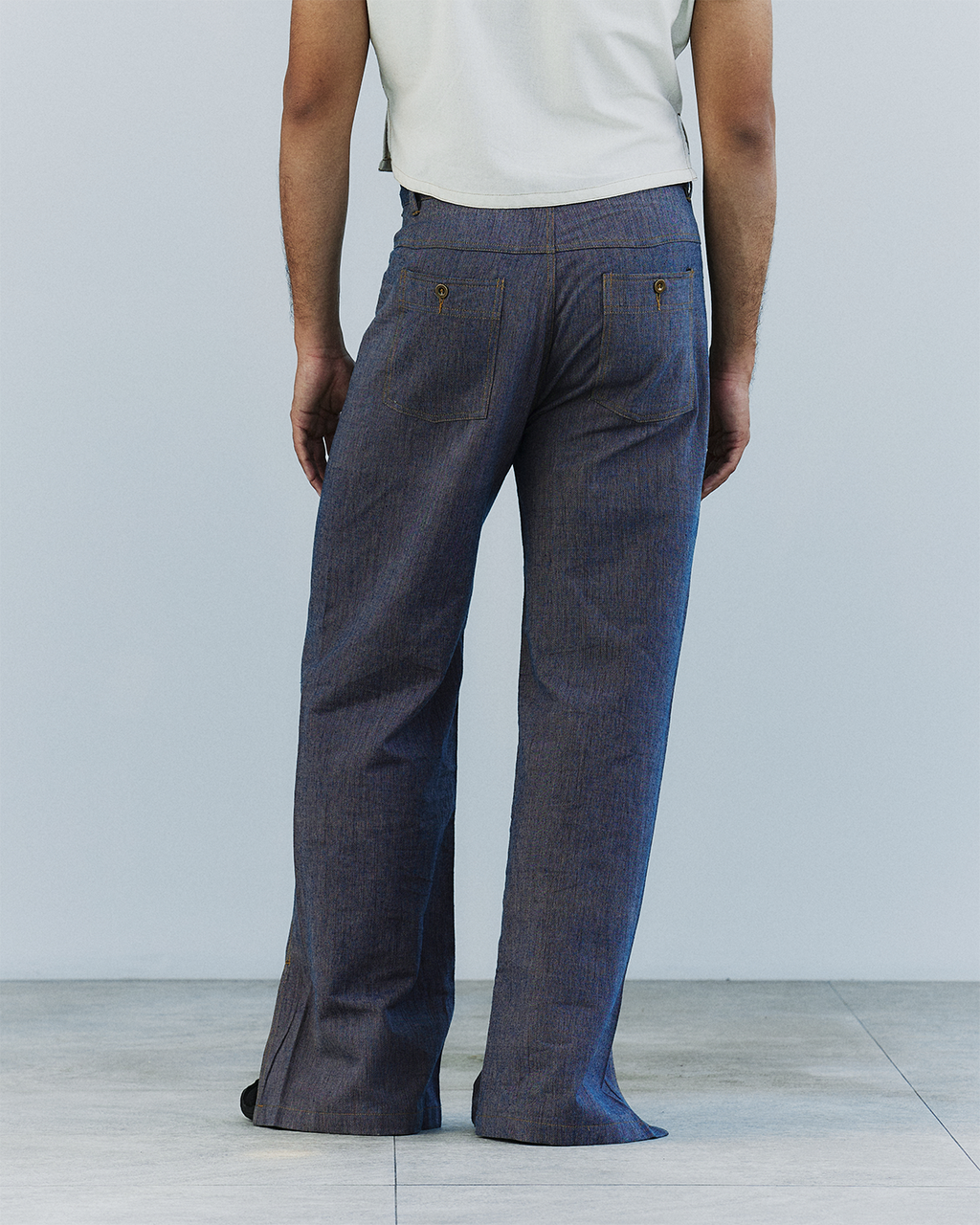 INDIGO SPLIT JEANS